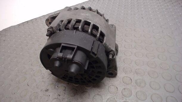 Foto: LICHTMASCHINE eines Alfa Romeo 156 1.9 JTD