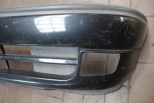 Foto: STOSSSTANGE / STOSSFÄNGER VORN eines Opel Astra Caravan 16V