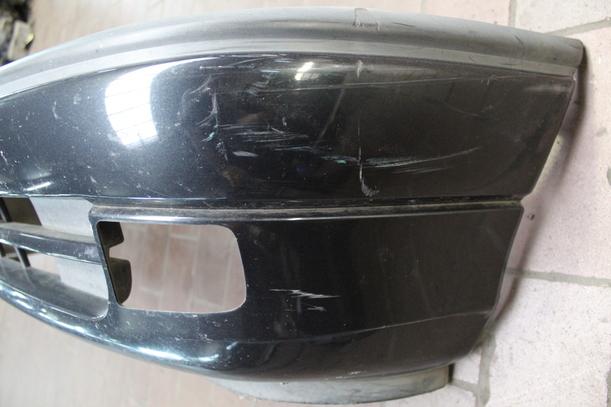 Foto: STOSSSTANGE / STOSSFÄNGER VORN eines Opel Astra Caravan 16V