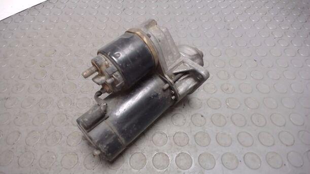 Foto: ANLASSER / STARTER VALEO eines Opel Astra Caravan 16V