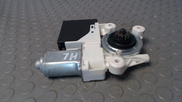 Foto: FENSTERHEBERMOTOR HINTEN LINKS eines Ford Focus C-MAX 1.8