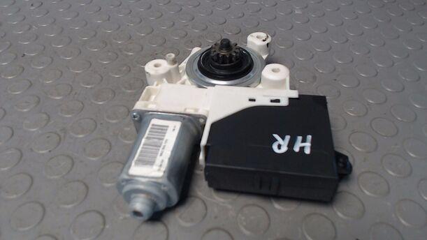Foto: FENSTERHEBERMOTOR HINTEN RECHTS eines Ford Focus C-MAX 1.8