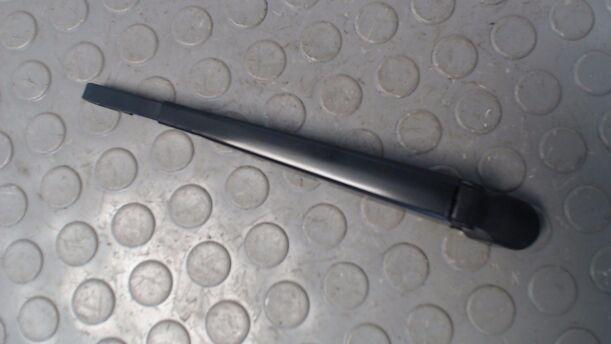Foto: SCHEIBENWISCHERARM HINTEN eines Ford Focus C-MAX 1.8