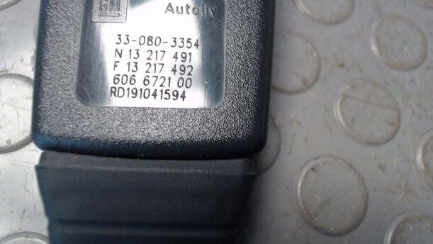 Foto: GURTSTRAFFER VORN RECHTS eines Opel Zafira 1.8 GLX