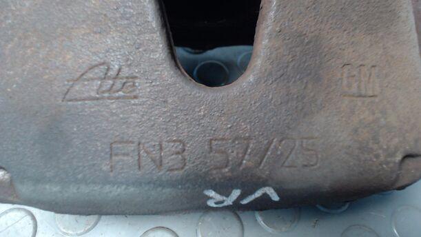 Foto: BREMSSATTEL VORN RECHTS eines Opel Zafira 1.8 GLX