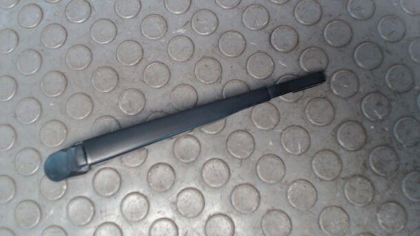 Foto: SCHEIBENWISCHERARM HINTEN eines Ford Focus Turnier 1.8 TS