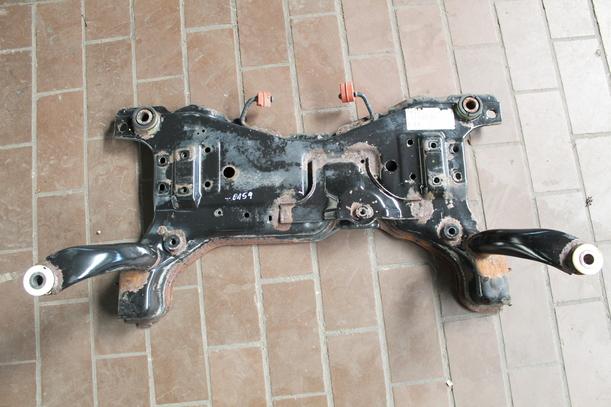 Foto: VORDERACHSE/ ACHSE VORN eines Ford Focus Turnier 1.8 TS