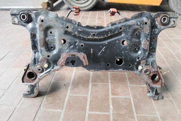Foto: VORDERACHSE/ ACHSE VORN eines Ford Focus Turnier 1.8 TS