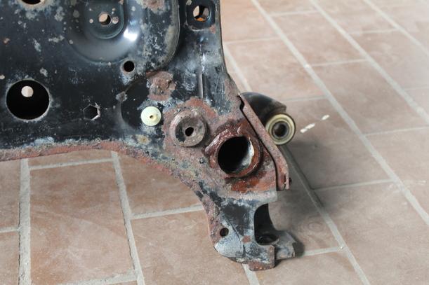 Foto: VORDERACHSE/ ACHSE VORN eines Ford Focus Turnier 1.8 TS