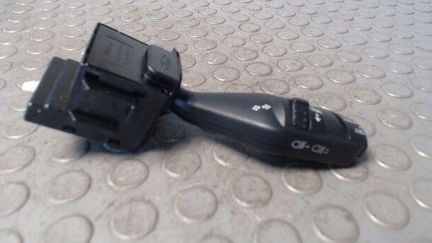 Foto: BLINKSCHALTER/ KOMBISCHALTER eines Ford Focus Turnier 1.8 TS