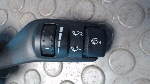 Foto: SCHEIBENWISCHERSCHALTER eines Ford Focus Turnier 1.8 TS
