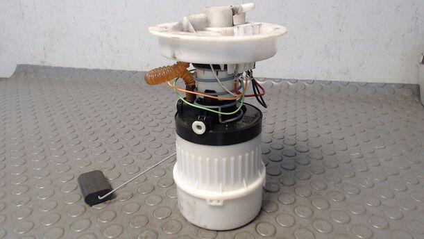 Foto: KRAFTSTOFFPUMPE eines Ford Focus Turnier 1.8 TS