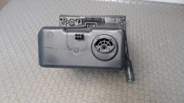 Foto: HANDSCHUHFACH eines Ford Focus Turnier 1.8 TS