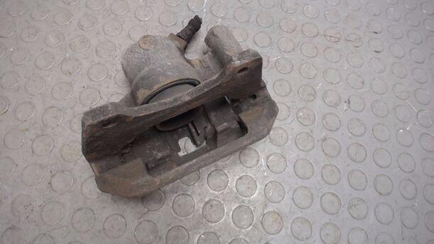 Foto: BREMSSATTEL VORN RECHTS eines Fiat Cinquecento 0.9 i.e.