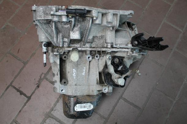 Foto: SCHALTGETRIEBE 5-GANG JH3128 (Ungeprüft) eines Renault Modus 1.2 16V