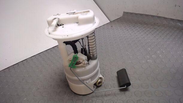 Foto: KRAFTSTOFFPUMPE eines Renault Modus 1.2 16V Elegance