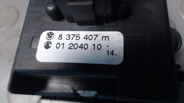 Foto: SCHEIBENWISCHERSCHALTER eines BMW 520i Sport