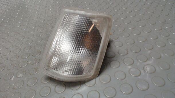 Foto: BLINKER LINKS eines Opel Corsa LS