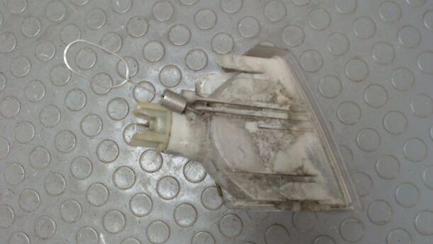 Foto: BLINKER LINKS eines Opel Corsa LS