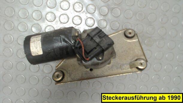 Foto: SCHEIBENWISCHERMOITOR VORN eines Opel Corsa LS