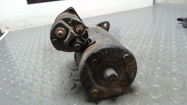 Foto: ANLASSER / STARTER eines Opel Corsa LS
