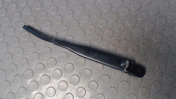 Foto: SCHEIBENWISCHERARM HINTEN eines Mercedes-Benz A 140 Fun