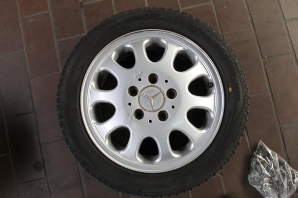 Foto: RADSATZ / ALUFELGEN MIT REIFEN 15ZOLL eines Mercedes-Benz A 140