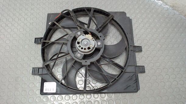 Foto: ELEKTROLÜFTER eines Mercedes-Benz A 140