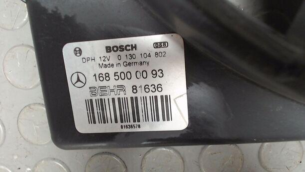 Foto: ELEKTROLÜFTER eines Mercedes-Benz A 140