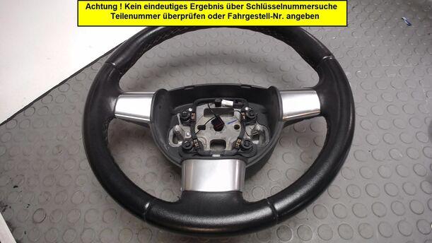 Foto: LEDERLENKRAD ( OHNE AIRBAG ) eines Ford Focus Turnier 1.6 TDCi DPF Fun