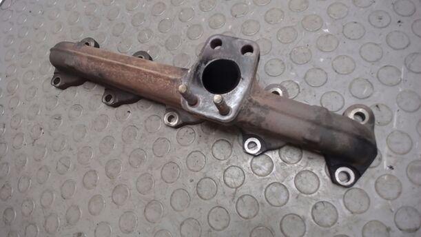 Foto: AUSPUFFKRÜMMER eines Ford Focus Turnier 1.6 TDCi DPF Fun