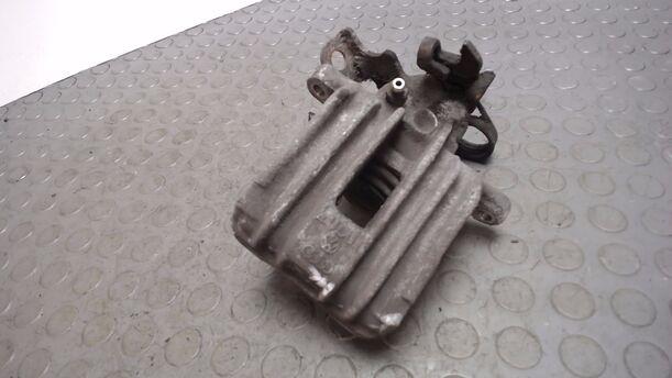 Foto: BREMSSATTEL HINTEN LINKS eines VW Passat Variant 1.8 5V GLX