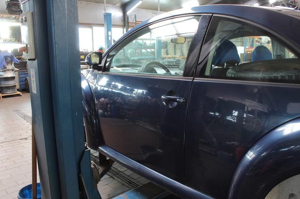 Foto: TÜR VORN LINKS eines VW New Beetle 1.9 TDI