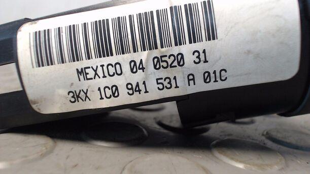 Foto: LICHTSCHALTER eines VW New Beetle 1.9 TDI