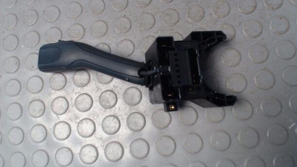 Foto: SCHEIBENWISCHERSCHALTER eines VW New Beetle 1.9 TDI