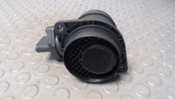 Foto: LUFTMASSENMESSER BOSCH eines VW New Beetle 1.9 TDI