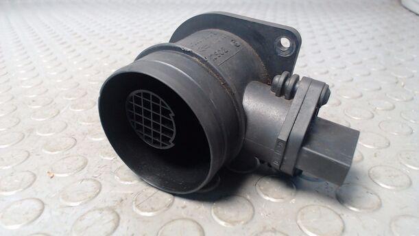 Foto: LUFTMASSENMESSER BOSCH eines VW New Beetle 1.9 TDI