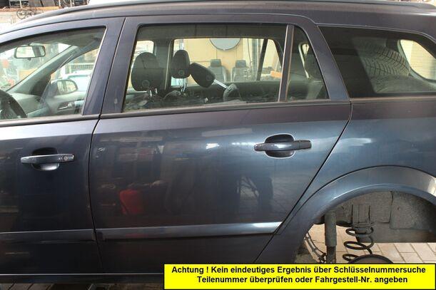 Foto: TÜR HINTEN LINKS eines Opel Astra 1.7 CDTI Caravan