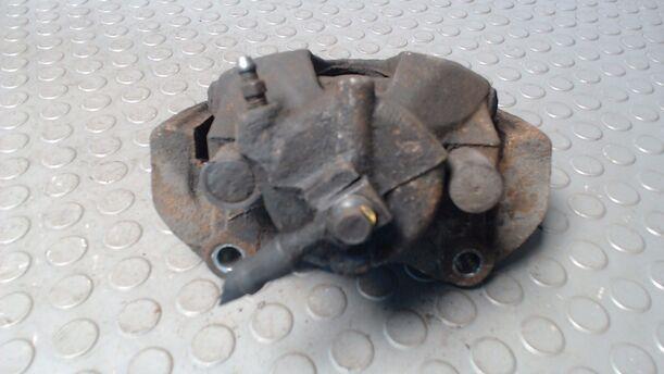 Foto: BREMSSATTEL VORN LINKS eines Opel Astra 1.7 CDTI Caravan Sport
