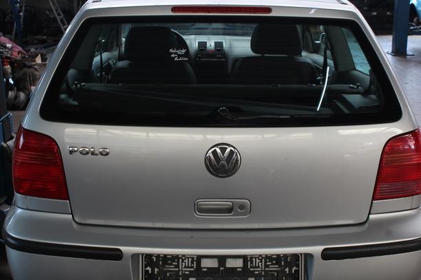 Foto: HECKKLAPPE / HECKDECKEL eines VW Polo