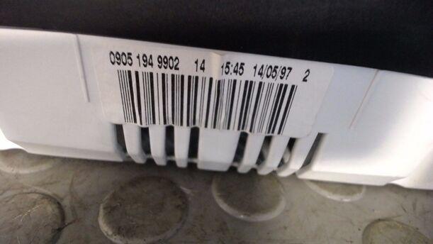 Foto: TACHOEINHEIT eines VW Passat Variant 1.8 5V GLX
