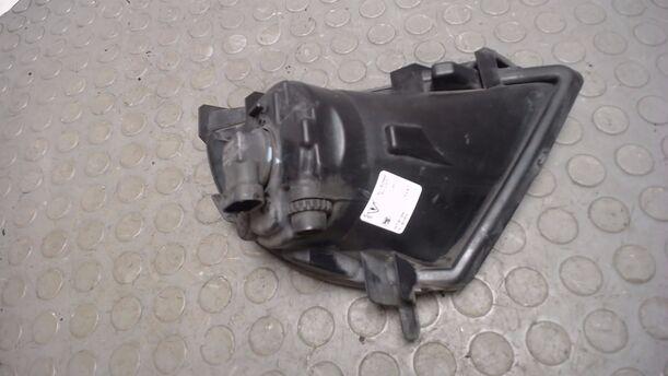 Foto: NEBELSCHEINWERFER LINKS eines Ford Fiesta 1.4 Sport