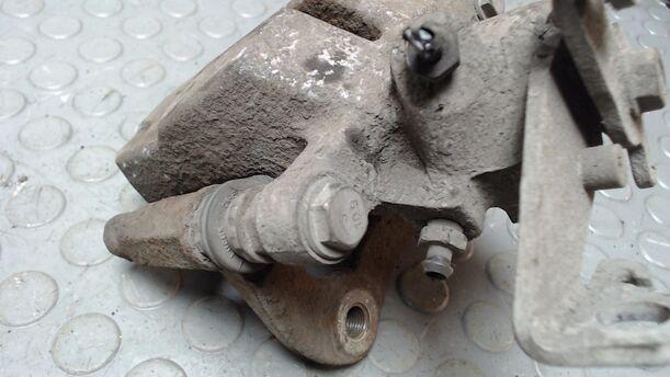 Foto: BREMSSATTEL HINTEN RECHTS eines Renault Scenic 1.6 16V