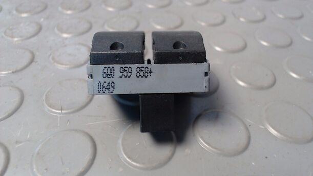 Foto: FENSTERHEBERSCHALTER eines VW Polo 1.4