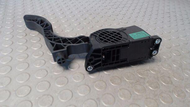Foto: GASPEDAL eines VW Polo 1.4