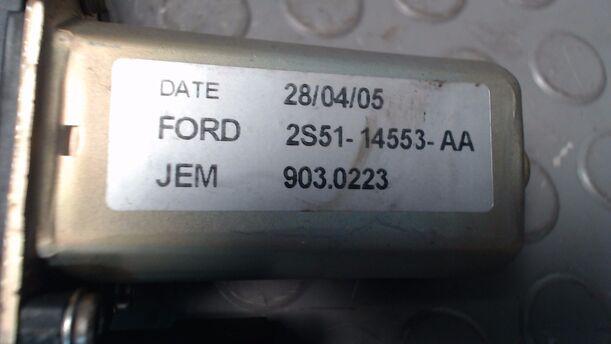 Foto: FENSTERHEBERMOTOR RECHTS eines Ford Fiesta 1.6 Sport