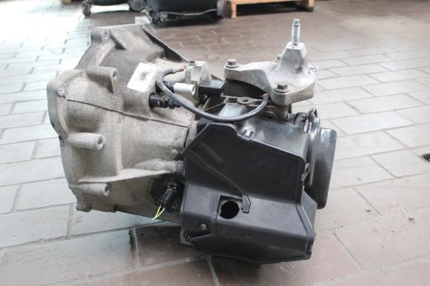 Foto: SCHALTGETRIEBE 5S6R7002 eines Ford Fiesta 1.6