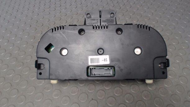 Foto: TACHOEINHEIT eines Ford Fiesta 1.6 Sport