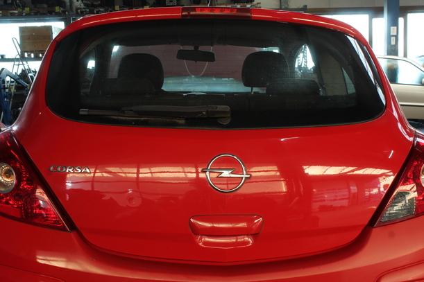 Foto: HECKKLAPPE/ HECKDECKEL (2/3-Türer) eines Opel Corsa 1.0 12V