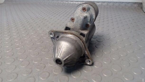 Foto: ANLASSER / STARTER BOSCH eines Opel Corsa 1.0 12V